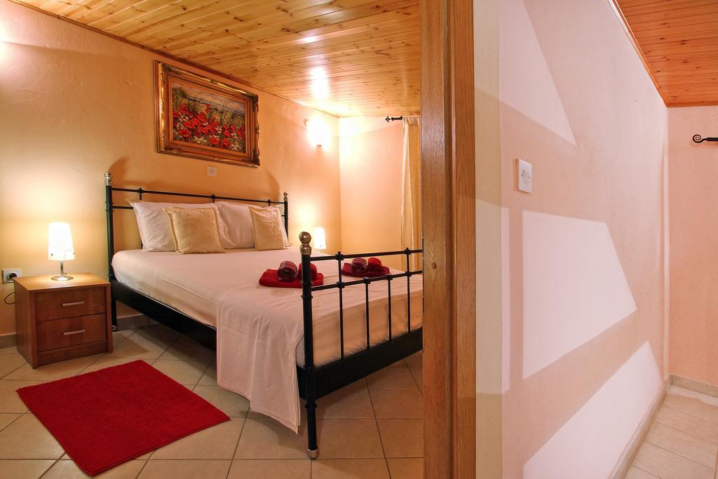 Holiday Home Marko Funtana Esterno foto